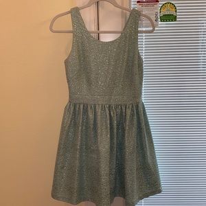 Perfect dress for Homecoming or Cocktail party!